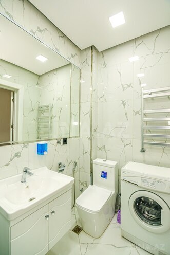 Сдаётся 3-комн. вторичка 88 м², м. Сахил, photo 16 from 32