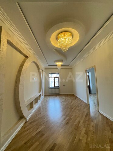 Продаётся 3-комн. новостройка 76 м², Абшеронcкий  р., photo 1 from 15