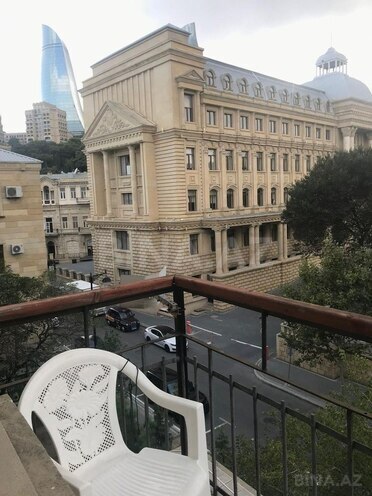 İcarəyə verilir 2 otaqlı köhnə tikili 60 m², İçəri Şəhər m., photo 5 from 12
