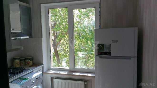 Продаётся 3-комн. вторичка 75 м², м. Низами, photo 8 from 13