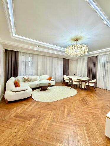 Satılır 3 otaqlı yeni tikili 145 m², 28 May m., photo 1 from 12
