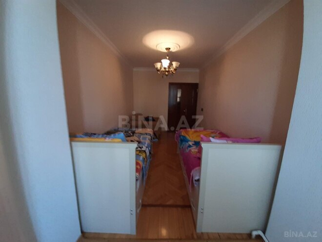 Продаётся 3-комн. вторичка 85 м², м. Нефтчиляр, photo 6 from 22