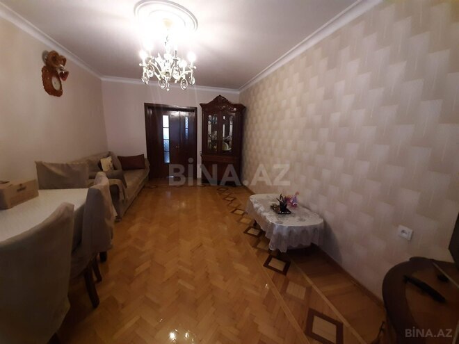 Продаётся 3-комн. вторичка 85 м², м. Нефтчиляр, photo 19 from 22
