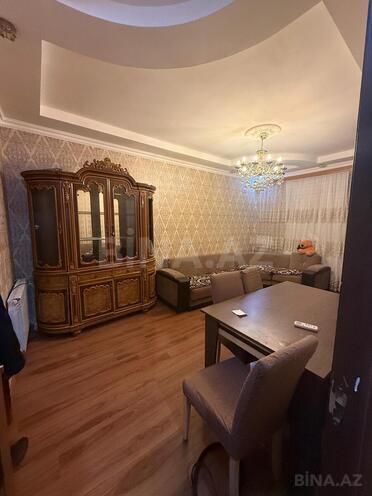 Сдаётся 3-комн. вторичка 45 м², м. Мемар Аджеми, photo 1 from 9
