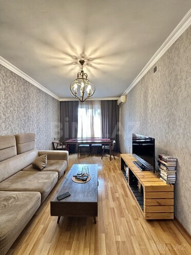 Satılır 5 otaqlı köhnə tikili 100 m², 20 Yanvar m., photo 3 from 19