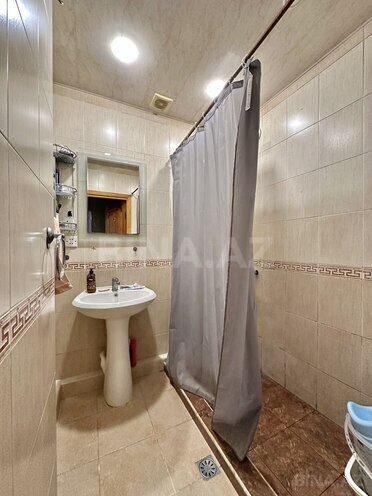Satılır 5 otaqlı köhnə tikili 100 m², 20 Yanvar m., photo 16 from 19