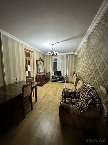 Продаётся 2-комн. вторичка 65 м², м. Ази Асланов, photo 3 from 20
