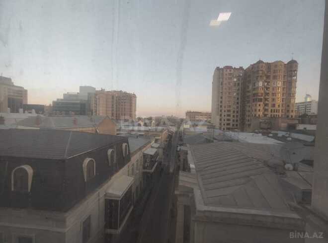 Продаётся 3-комн. вторичка 97 м², м. Низами, photo 26 from 27