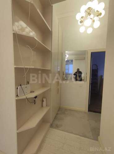 Продаётся 3-комн. вторичка 97 м², м. Низами, photo 24 from 27