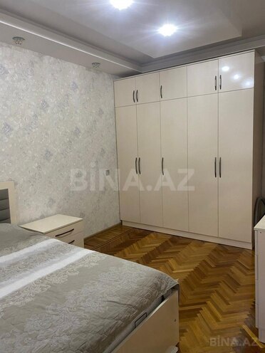 Продаётся 3-комн. вторичка 75 м², Бинагадинский р., photo 9 from 18