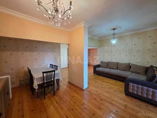 Satılır 4 otaqlı köhnə tikili 120 m², Həzi Aslanov m., photo 3 from 21
