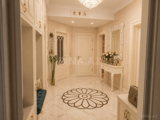Продаётся 3-комн. новостройка 131 м², м. Низами, photo 10 from 16