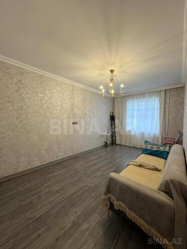 Продаётся 3-комн. вторичка 80 м², м. Ази Асланов, photo 6 from 19