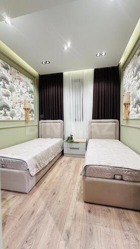 Продаётся 3-комн. новостройка 95 м², Хатаинский р., photo 12 from 32