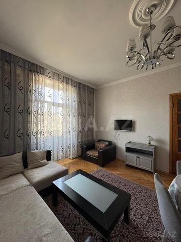 Satılır 3 otaqlı köhnə tikili 75 m², Bayıl q., photo 4 from 16