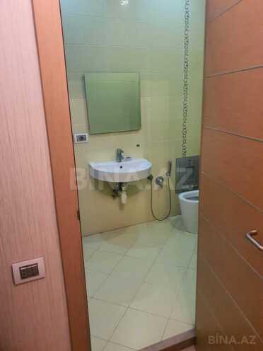 İcarəyə verilir 3 otaqlı yeni tikili 185 m², 28 May m., photo 23 from 24
