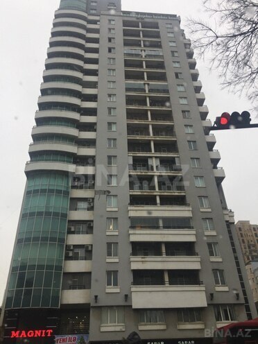 İcarəyə verilir 3 otaqlı yeni tikili 185 m², 28 May m., photo 1 from 24