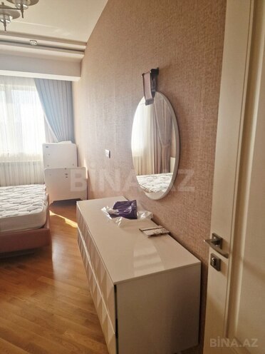 Сдаётся 3-комн. новостройка 130 м², м. Элмляр Академиясы, photo 4 from 27
