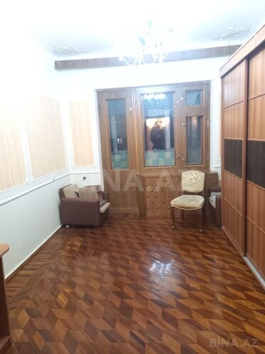 İcarəyə verilir 3 otaqlı köhnə tikili 85 m², 8-ci mikrorayon q., photo 6 from 23
