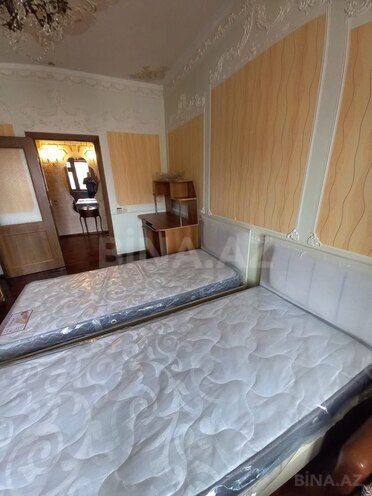 İcarəyə verilir 3 otaqlı köhnə tikili 85 m², 8-ci mikrorayon q., photo 15 from 23