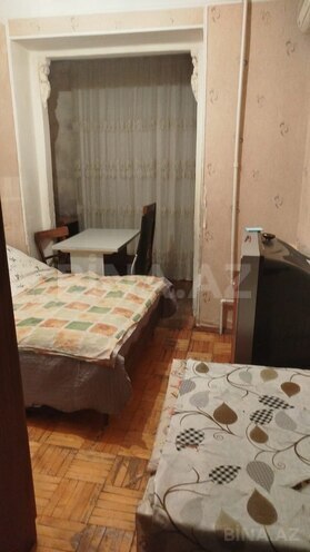 Продаётся 3-комн. вторичка 60 м², м. Халглар Достлугу, photo 1 from 8