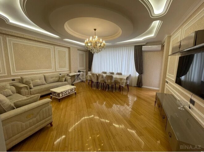Продаётся 3-комн. новостройка 130 м², м. 20 января, photo 1 from 11