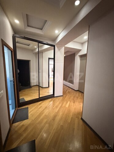 Сдаётся 3-комн. новостройка 130 м², м. Шах Исмаил Хатаи, photo 12 from 19