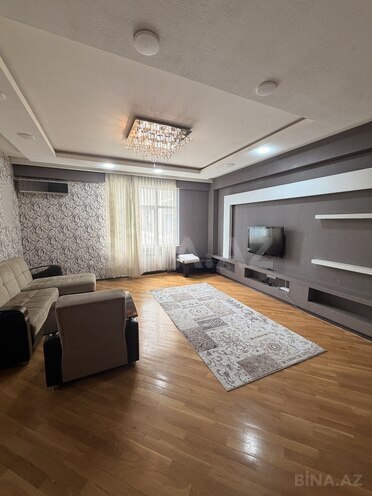 Сдаётся 3-комн. новостройка 130 м², м. Шах Исмаил Хатаи, photo 1 from 19