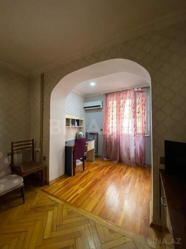 Продаётся 2-комн. вторичка 60 м², Насиминский  р., photo 9 from 17