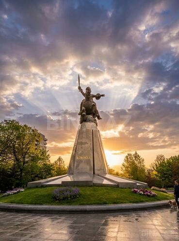 Продаётся 2-комн. вторичка 60 м², Насиминский  р., photo 1 from 17
