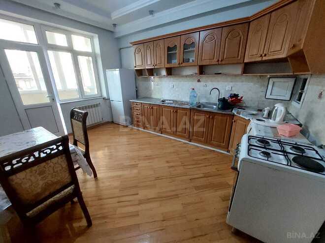 Сдаётся 3-комн. новостройка 108 м², м. Ази Асланов, photo 1 from 7