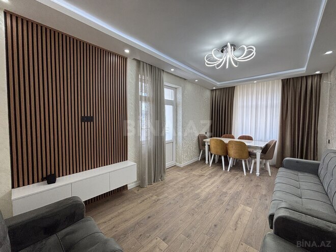 Продаётся 2-комн. вторичка 65 м², м. Ахмедлы, photo 1 from 15