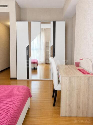 Сдаётся 4-комн. новостройка 203 м², Хатаинский р., photo 10 from 21