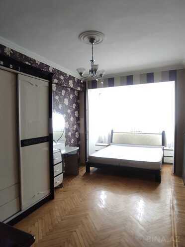 Satılır 2 otaqlı köhnə tikili 70 m², Yasamal r., photo 10 from 20