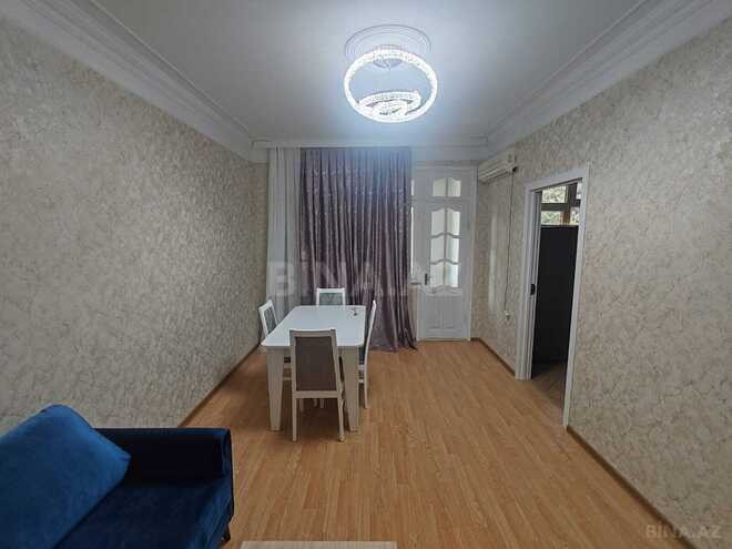 Сдаётся 2-комн. вторичка 45 м², Бинагадинский р., photo 1 from 15