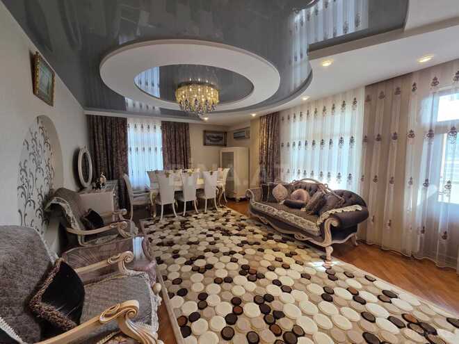 Сдаётся 3-комн. новостройка 125 м², м. Нариман Нариманов, photo 1 from 16