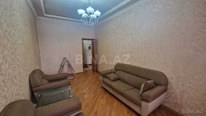 Satılır 2 otaqlı köhnə tikili 60 m², Nizami m., photo 3 from 12