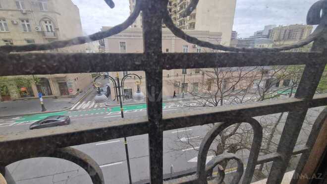 Satılır 2 otaqlı köhnə tikili 60 m², Nizami m., photo 11 from 12