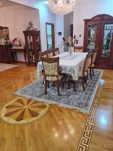 Сдаётся 3-комн. новостройка 110 м², м. Низами, photo 4 from 15