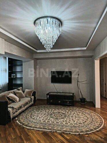 Сдаётся 3-комн. вторичка 95 м², Ясамальский р., photo 6 from 17