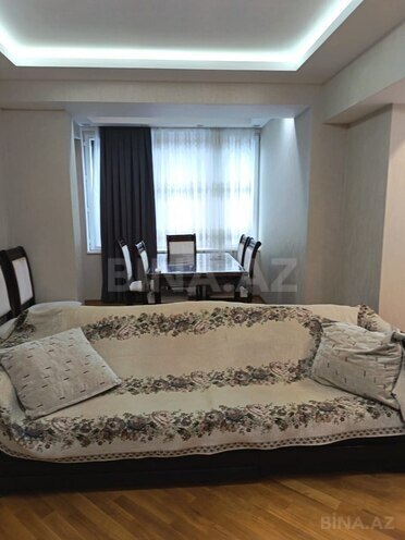 Сдаётся 3-комн. вторичка 95 м², Ясамальский р., photo 4 from 17