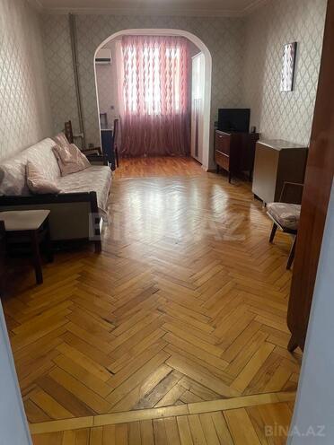 Satılır 2 otaqlı köhnə tikili 45 m², Nizami m., photo 5 from 16