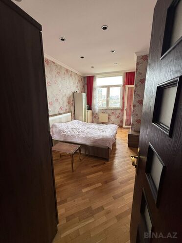 Сдаётся 3-комн. новостройка 100 м², м. Гянджлик, photo 6 from 17