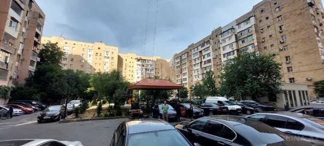 Продаётся 3-комн. вторичка 85 м², м. Элмляр Академиясы, photo 1 from 10