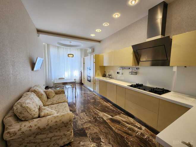 Сдаётся 3-комн. новостройка 160 м², м. Низами, photo 16 from 18