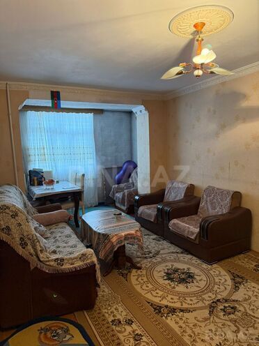 Satılır 2 otaqlı köhnə tikili 55 m², Qara Qarayev m., photo 1 from 10