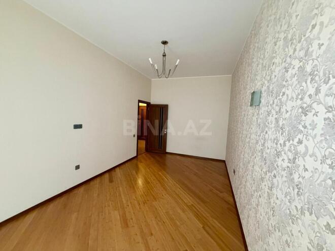 Сдаётся 3-комн. новостройка 140 м², м. 8 ноября, photo 13 from 21
