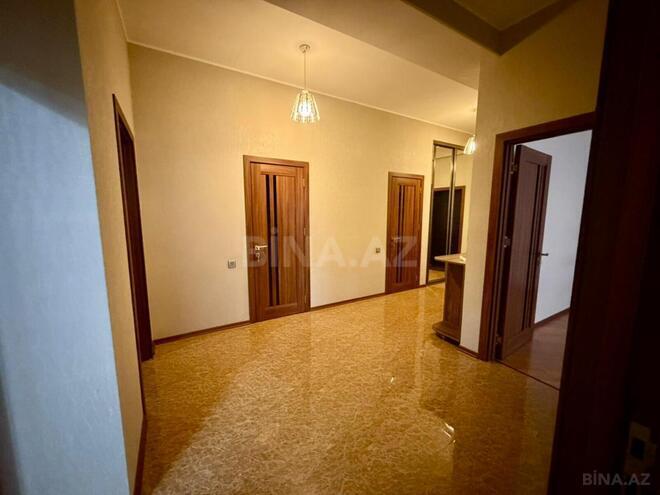 Сдаётся 3-комн. новостройка 140 м², м. 8 ноября, photo 9 from 21