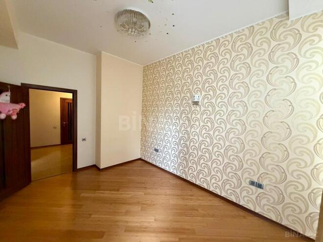 Сдаётся 3-комн. новостройка 140 м², м. 8 ноября, photo 10 from 21