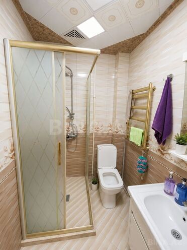 Satılır 3 otaqlı köhnə tikili 75 m², 28 May m., photo 15 from 17